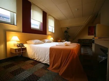 De Witte Hoeve 3* 벤레이