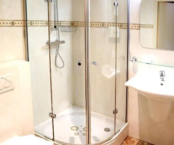 De Witte Hoeve فندق فينري